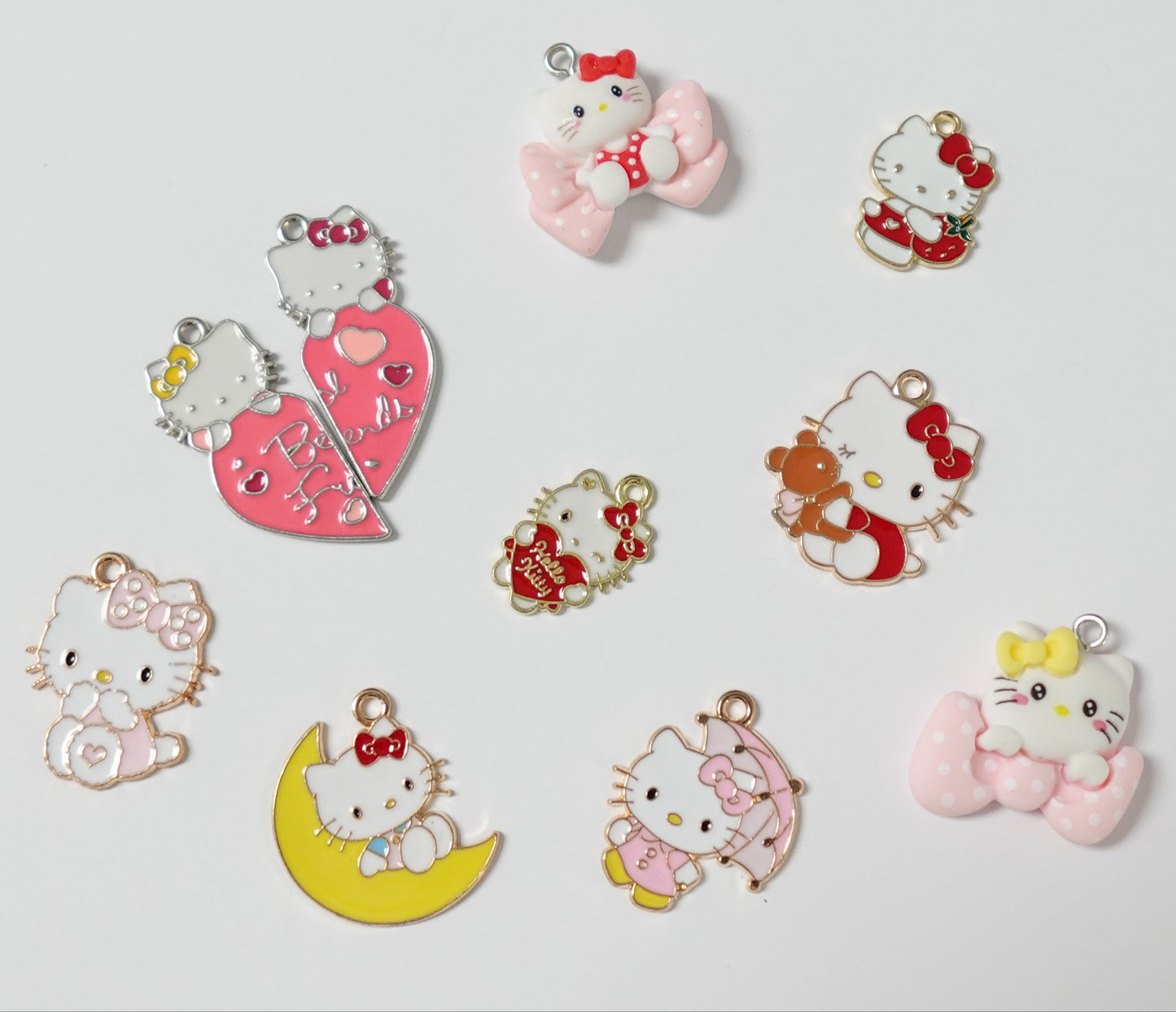 PAQUETE DIJES HELLO KITTY