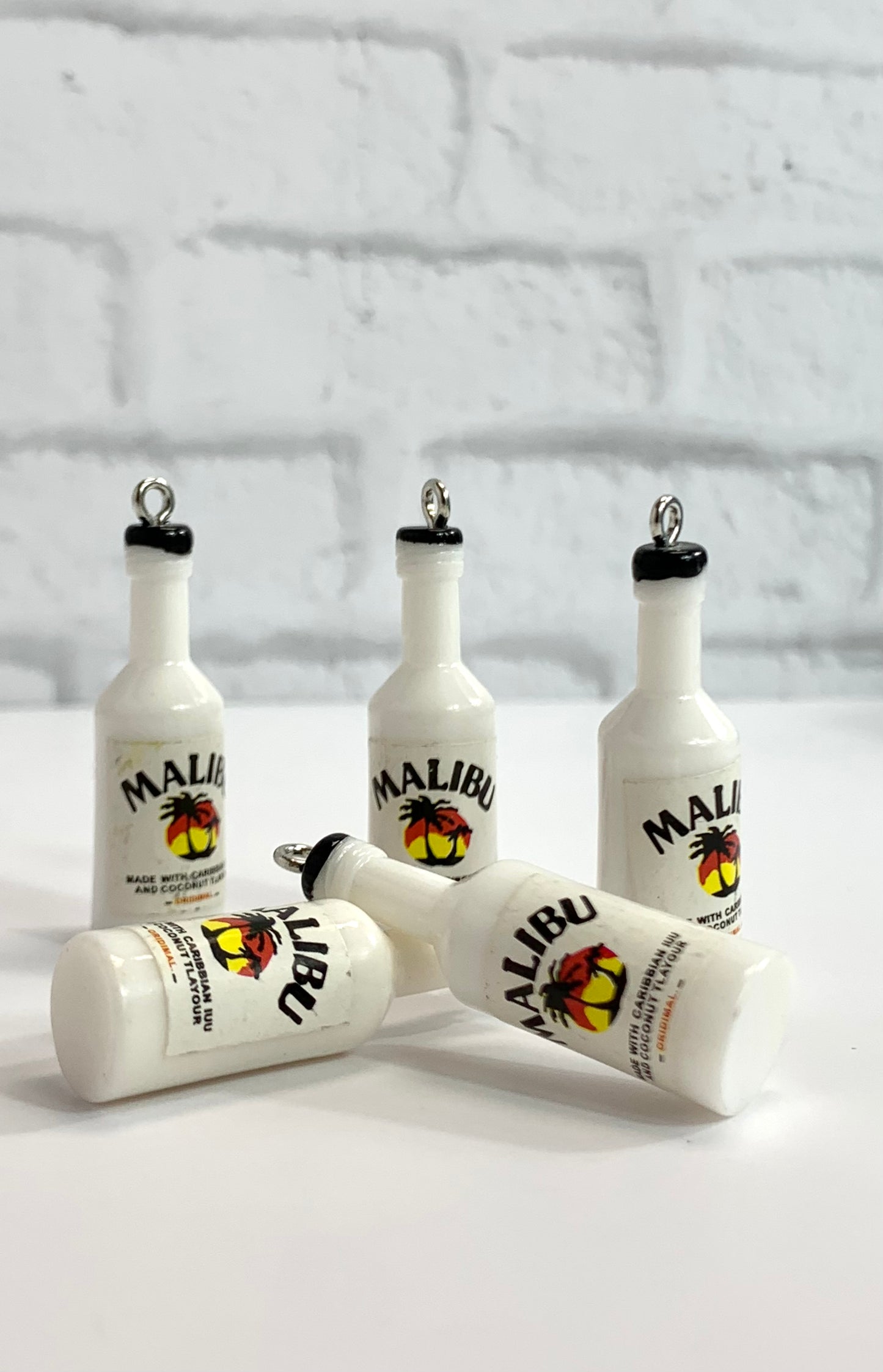 Dije Botella Malibú