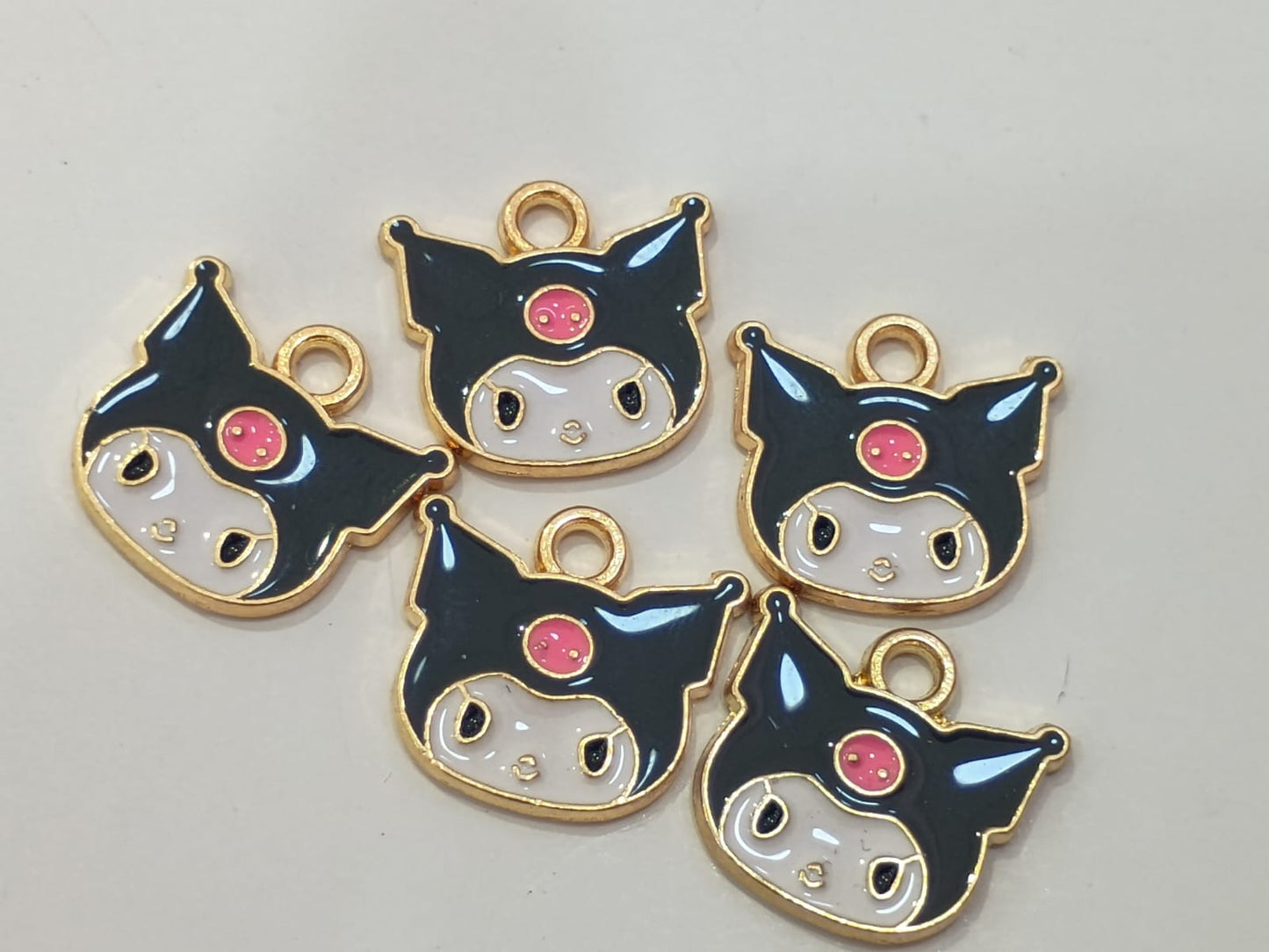 DIJE CARA KUROMI