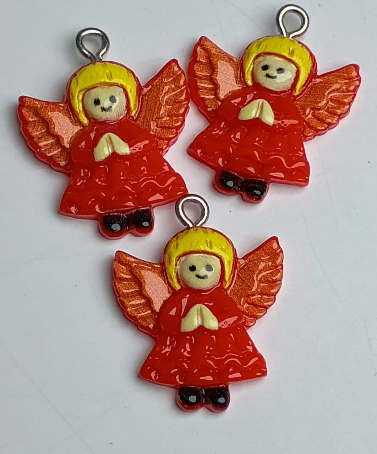 DIJE ANGELITO ROJO