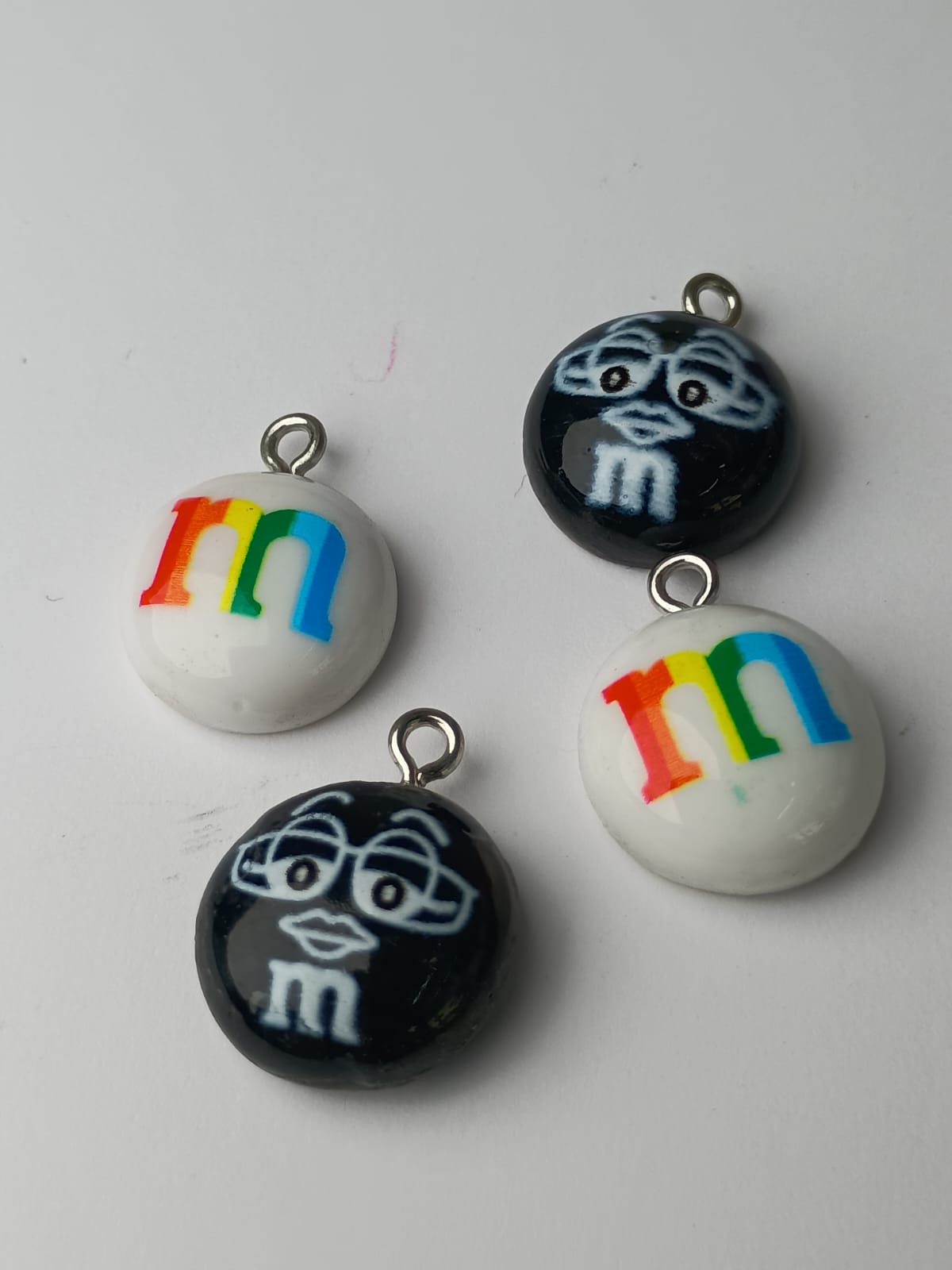 DIJE LUNETA M&M