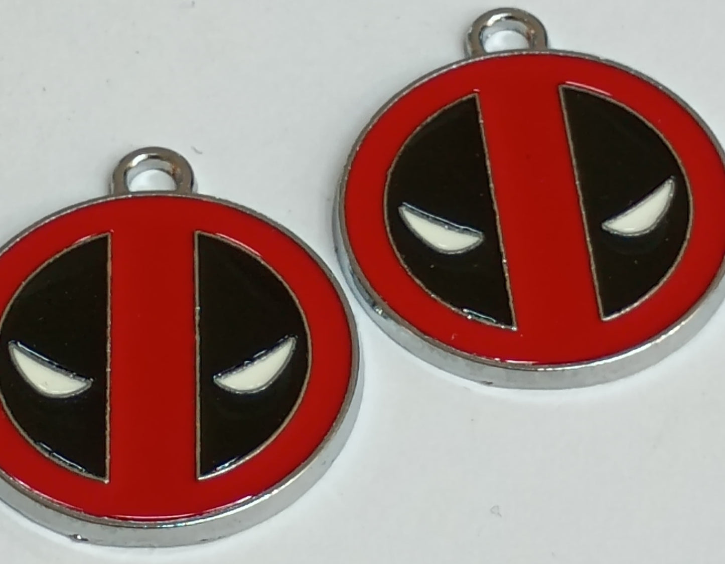 DIJE MEDALLA DEADPOOL