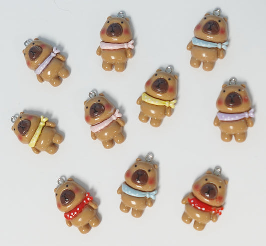PAQUETE DE DIJES CAPIBARA
