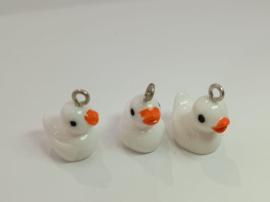 DIJE PATITO BLANCO