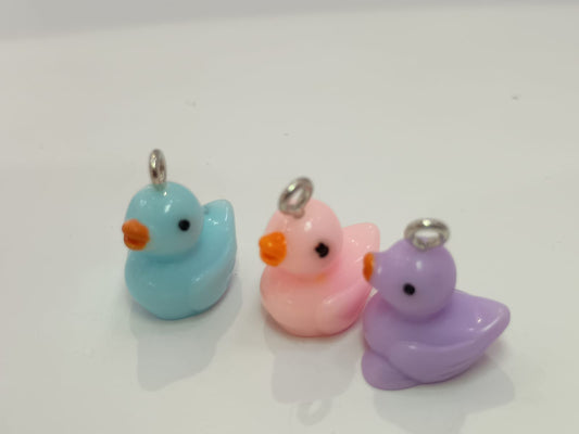 DIJE PATITOS DE COLORES