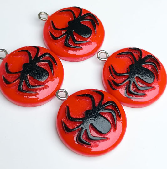 DIJE ROJO ARAÑA SPIDERMAN