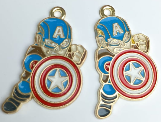 DIJE CAPITAN AMERICA CON ESCUDO