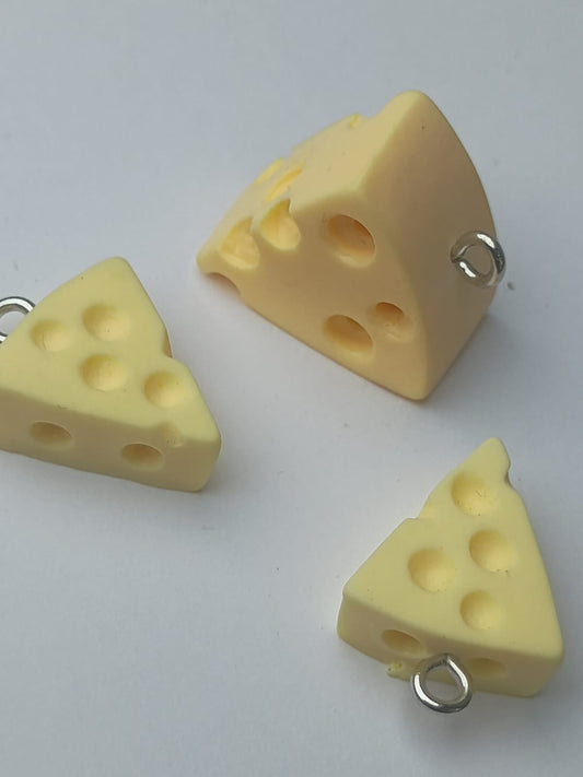 DIJE QUESO ACRILICO